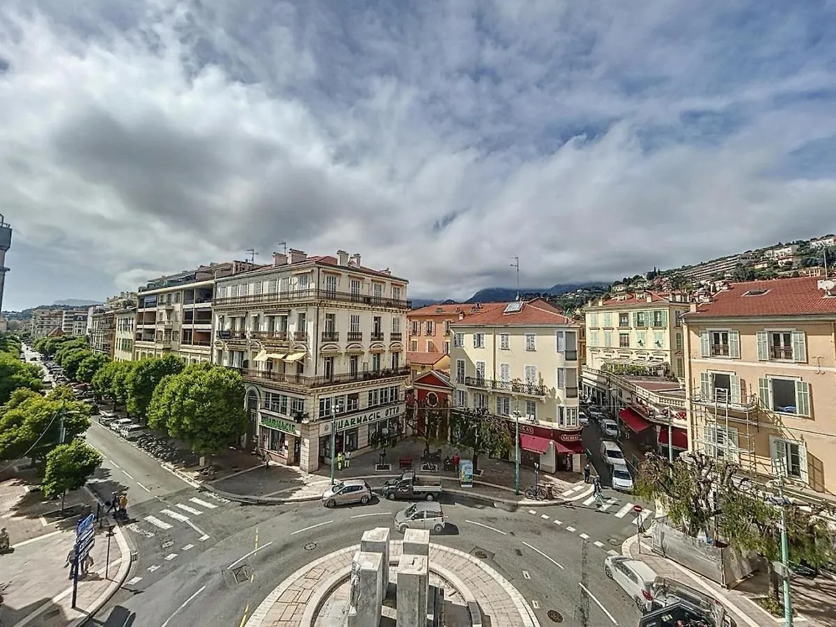 اتصالات Studio Menton 